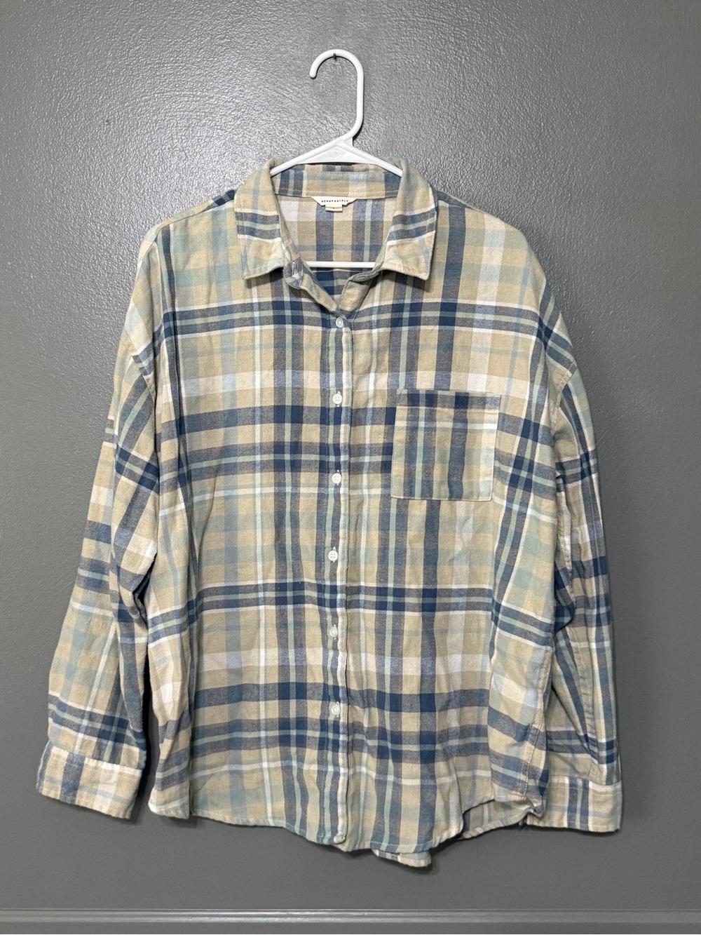 Aeropostale Beige, Blue and Cream Plaid Button-Up Shirt.